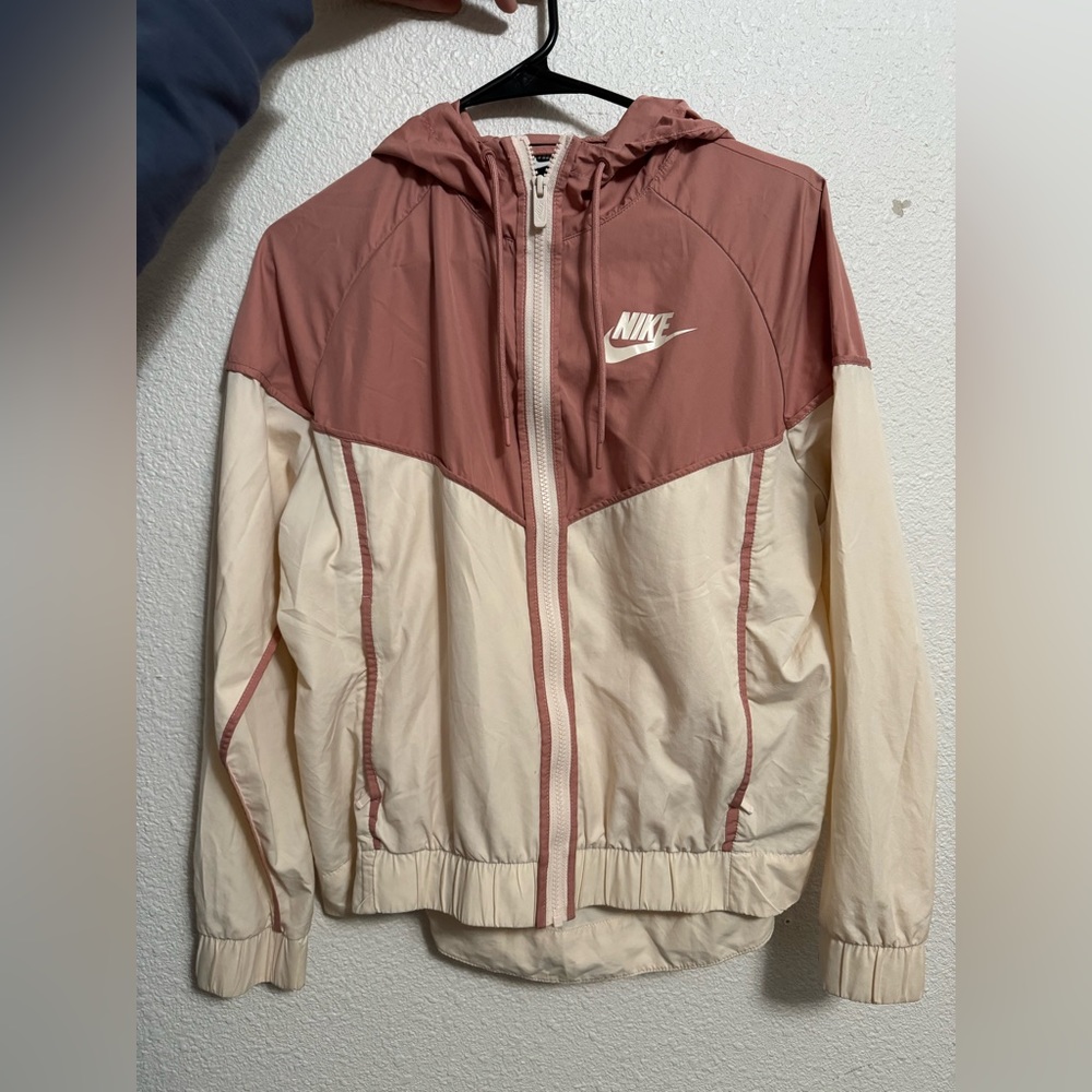 Nike Sweaters